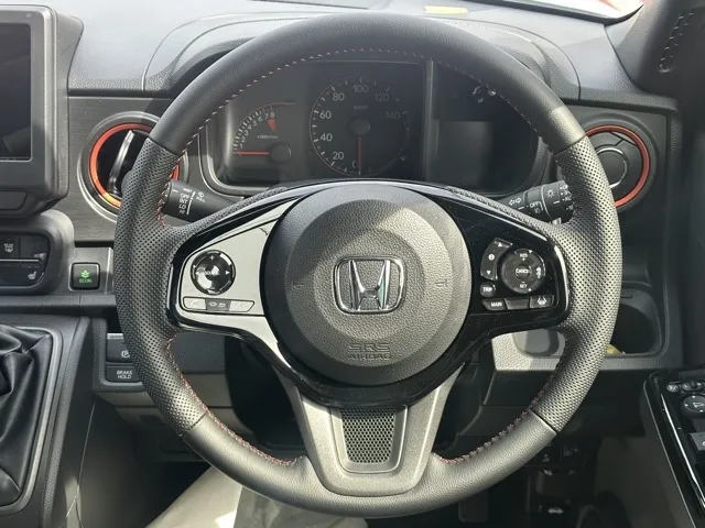 N-ONE(ホンダ)ＲＳ ６ＭＴ届出済未使用車 6