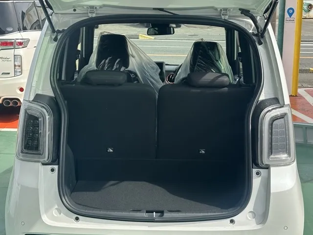 N-ONE(ホンダ)ＲＳ ６ＭＴ届出済未使用車 8