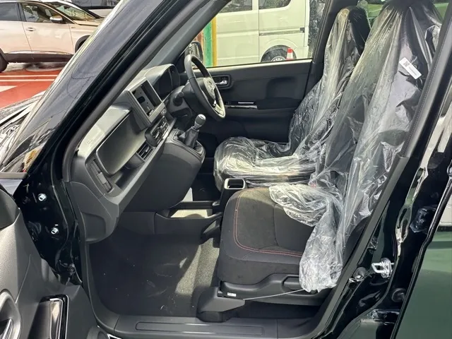 N-ONE(ホンダ)ＲＳ ６ＭＴ届出済未使用車 3