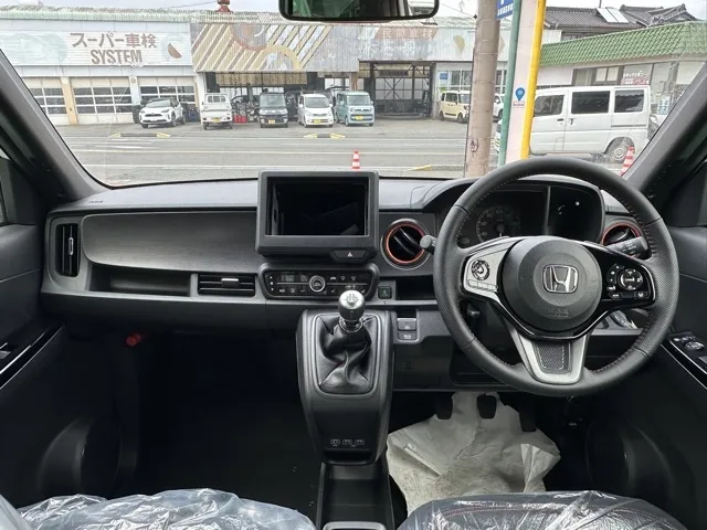 N-ONE(ホンダ)ＲＳ ６ＭＴ届出済未使用車 5