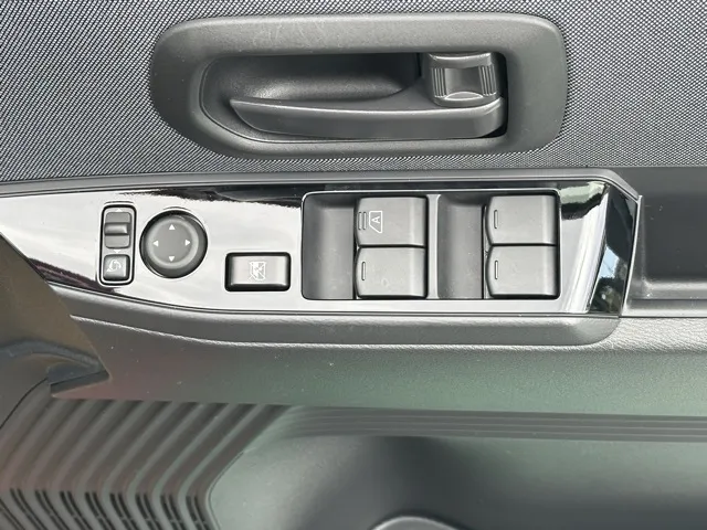 サクラ(ニッサン)X中古車 13