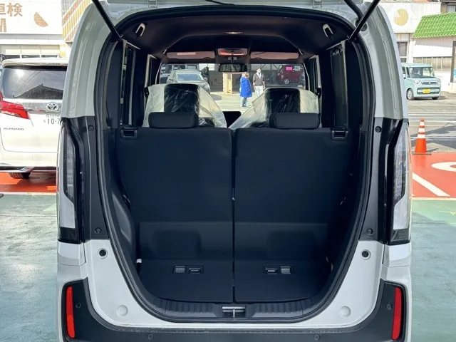 N-BOX(ホンダ)N-BOXカスタム 両側PSD届出済未使用車 10
