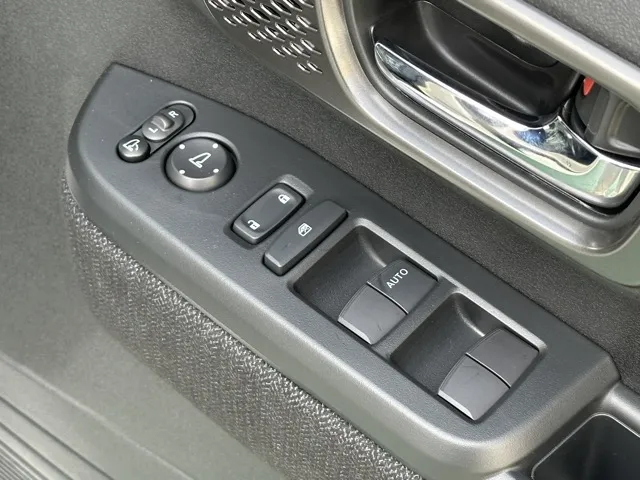 N-BOX(ホンダ)N-BOXカスタム 両側PSD届出済未使用車 14
