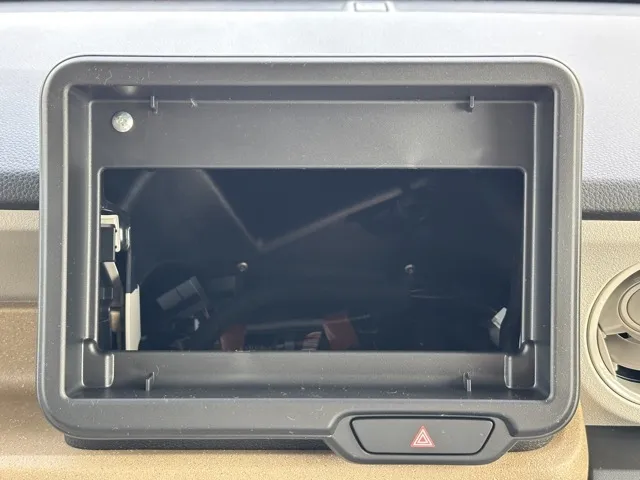 N-BOX(ホンダ)N-BOX コンフォートＰ届出済未使用車 16