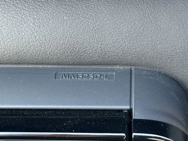 キックス(ニッサン)オーテック中古車 18