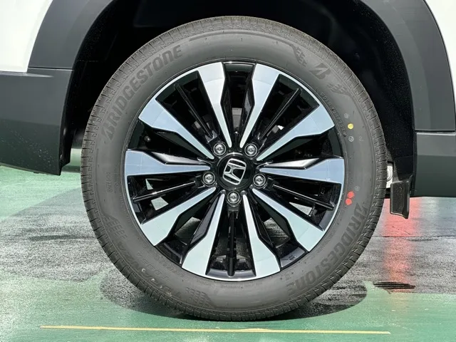 WR-V(ホンダ)Z登録済未使用車 12