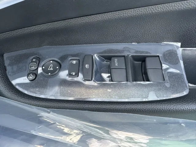 WR-V(ホンダ)X登録済未使用車 12