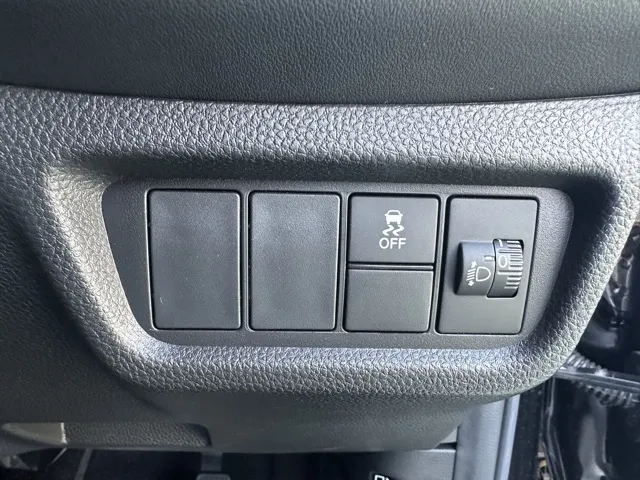 WR-V(ホンダ)X登録済未使用車 13