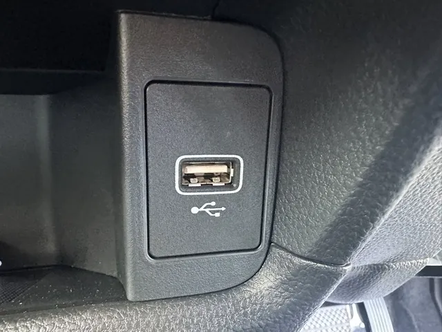 WR-V(ホンダ)X登録済未使用車 16