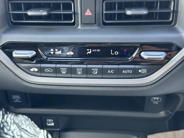 WR-V(ホンダ)X登録済未使用車 17