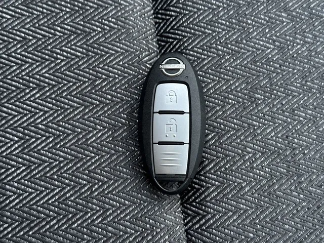 オーラ(ニッサン)G プロパイロット ナビ ワイヤレス充電中古車 28