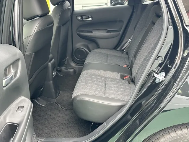 フィット(ホンダ)e：HEV ホーム ブラックスタイル中古車 4