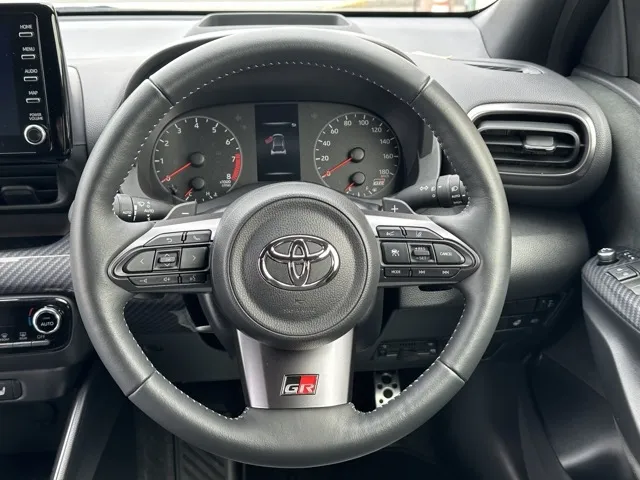 GRヤリス(トヨタ)RS AT中古車 6
