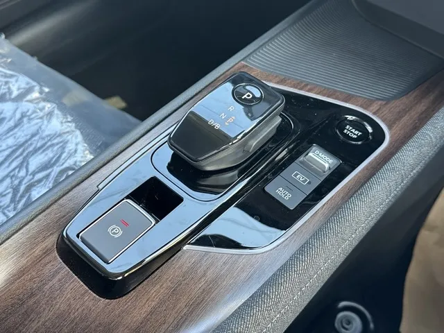 オーラ(ニッサン)G中古車 18