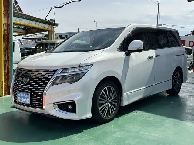 エルグランド(ニッサン)２５０ハイウェイスターS　両側パワースライドドア　アラウンドビューモニター中古車 1