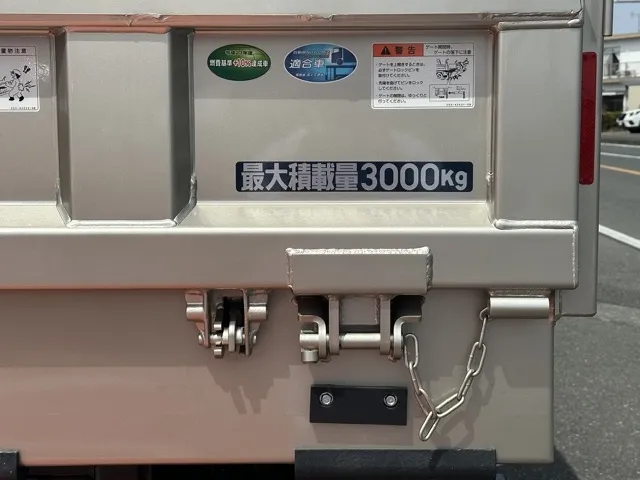 キャンター(三菱)３ｔ ローダースライドダンプ コボレーンレンタ登録済未使用車 27