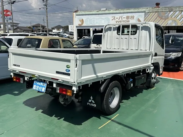 キャンター(三菱)全低床 平ボディ ２ｔ登録済未使用車 10