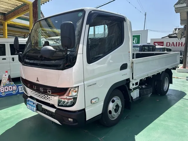キャンター(三菱)全低床 平ボディ ２ｔ登録済未使用車 1