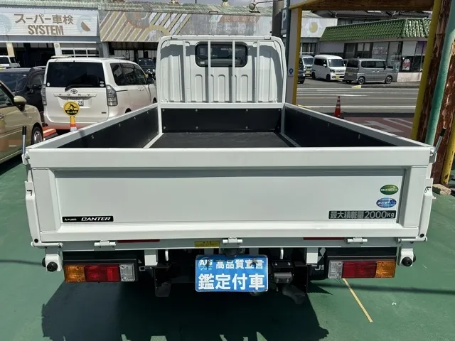 キャンター(三菱)全低床 平ボディ ２ｔ登録済未使用車 8