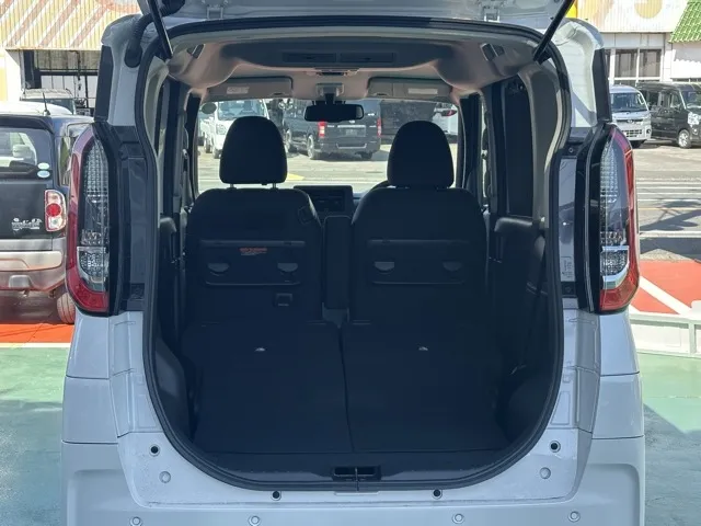 ルークス(ニッサン)ハイウェイスターX中古車 11