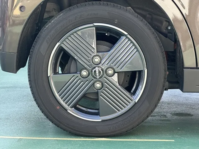 サクラ(ニッサン)G中古車 12