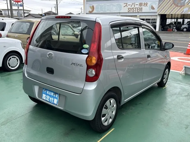 ミラ(ダイハツ)Xスペシャル 5MT中古車 9