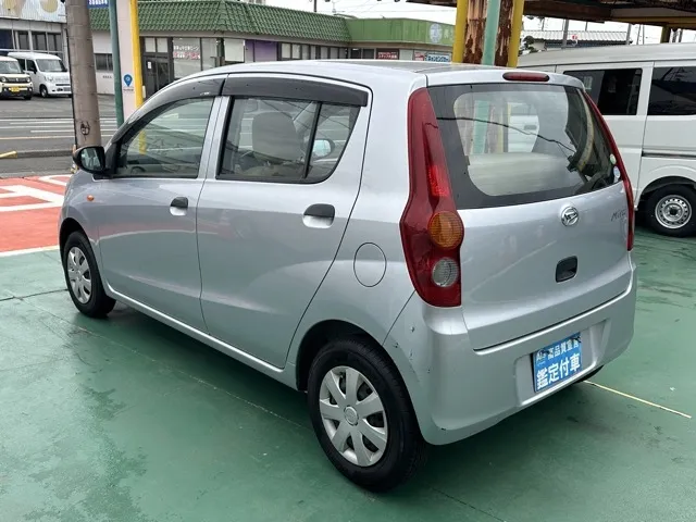 ミラ(ダイハツ)Xスペシャル 5MT中古車 2