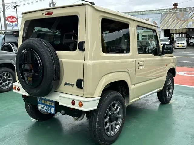 ジムニー(ダムド)XC リトルB WHITE EDITION新車見本展示無 9