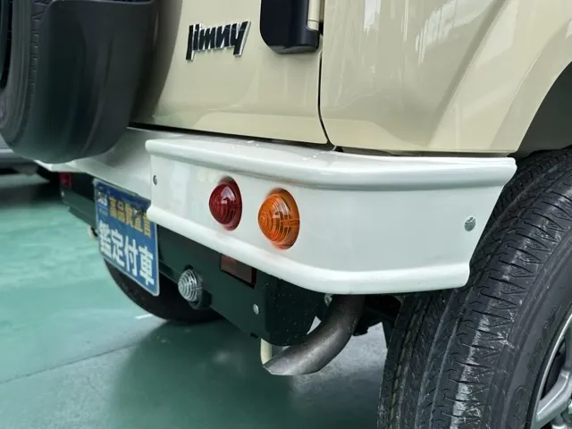 ジムニー(ダムド)XC リトルB WHITE EDITION新車見本展示無 10