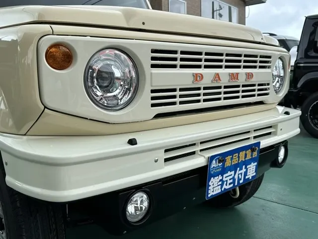 ジムニー(ダムド)XC リトルB WHITE EDITION新車見本展示無 22