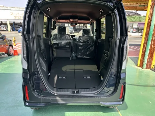 N-BOX(ホンダ)N-BOXカスタムターボ届出済未使用車 10
