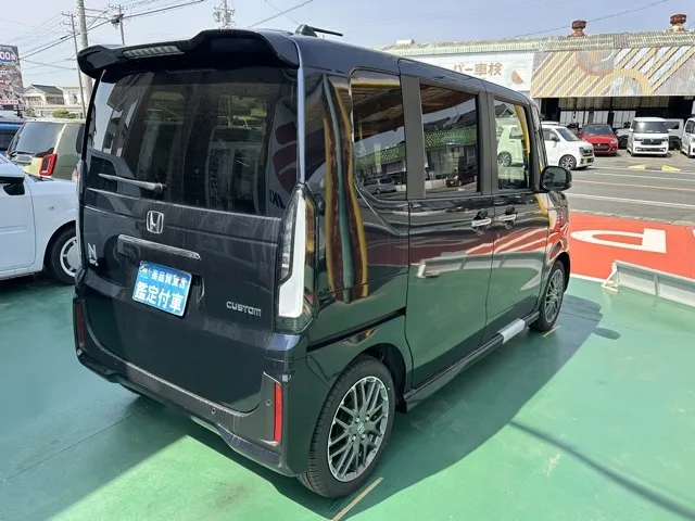 N-BOX(ホンダ)N-BOXカスタムターボ届出済未使用車 12