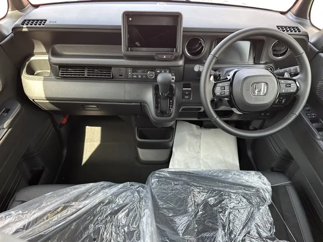 N-BOX(ホンダ)N-BOXカスタムターボ届出済未使用車 7