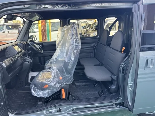 N-VAN(ホンダ)FUNターボ届出済未使用車 4