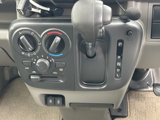 エブリイ(スズキ)NV１００クリッパーDX GLパッケージ CVT中古車 14