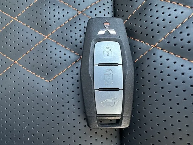 アウトランダー(三菱)P中古車 25