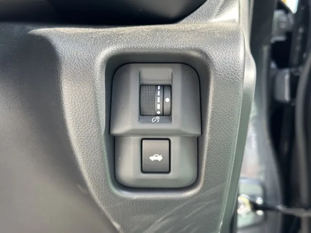 BRZ(スバル)R 6MT中古車 12