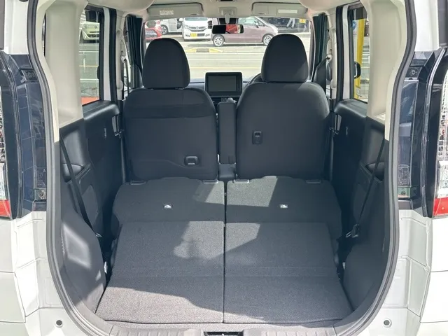 eKクロススペース(三菱)G 4WD中古車 9