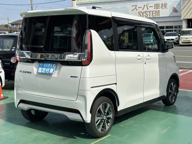 eKクロススペース(三菱)G 4WD中古車 10