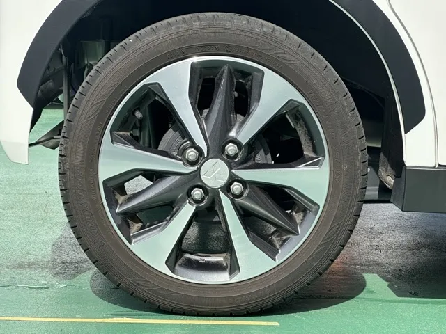 eKクロススペース(三菱)G 4WD中古車 11