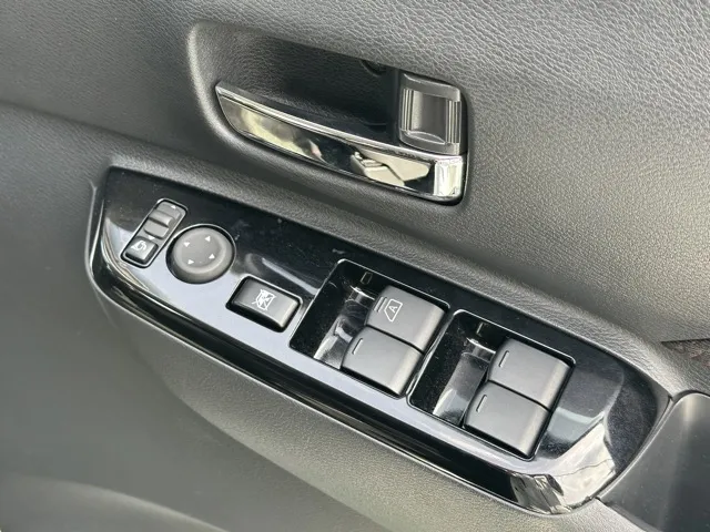 eKクロススペース(三菱)G 4WD中古車 12