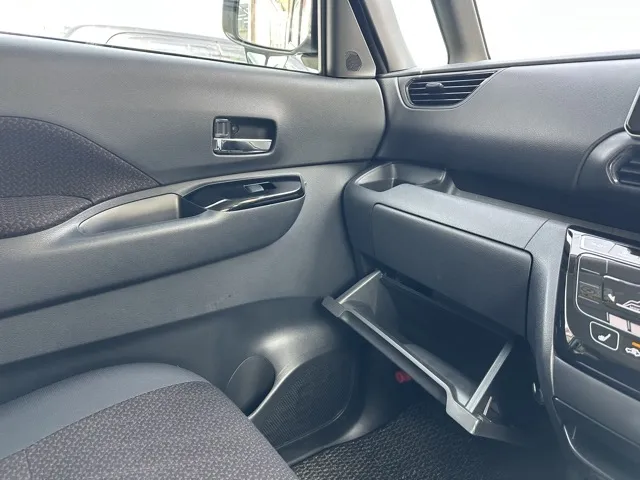 eKクロススペース(三菱)G 4WD中古車 20