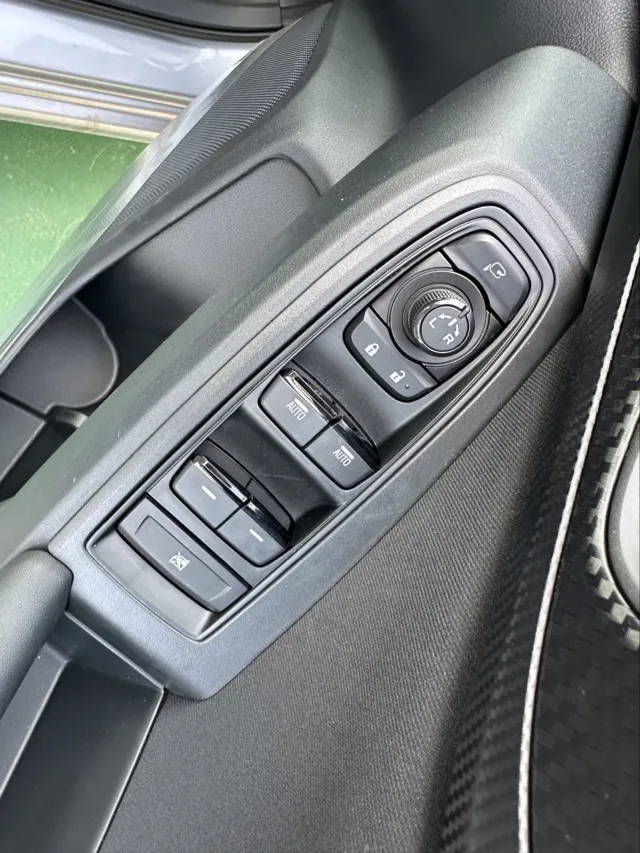 インプレッサ(スバル)1.6i-Lアイサイト中古車 10