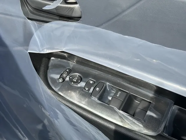 WR-V(ホンダ)X登録済未使用車 13