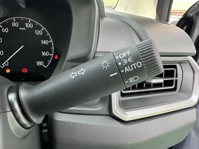 WR-V(ホンダ)X登録済未使用車 21