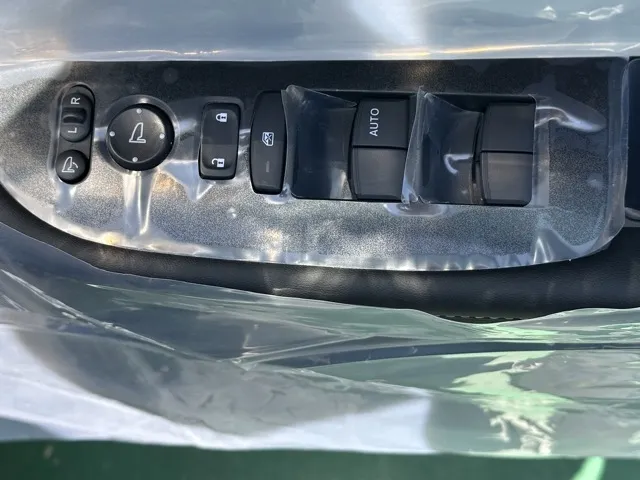 WR-V(ホンダ)Z+登録済未使用車 13