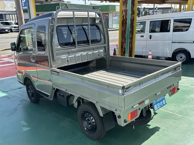 キャリートラック(スズキ)スーパーキャリイXリミテッド 4WD AT中古車 2