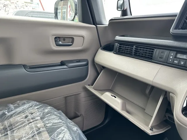 N-BOX(ホンダ)JOY届出済未使用車 19