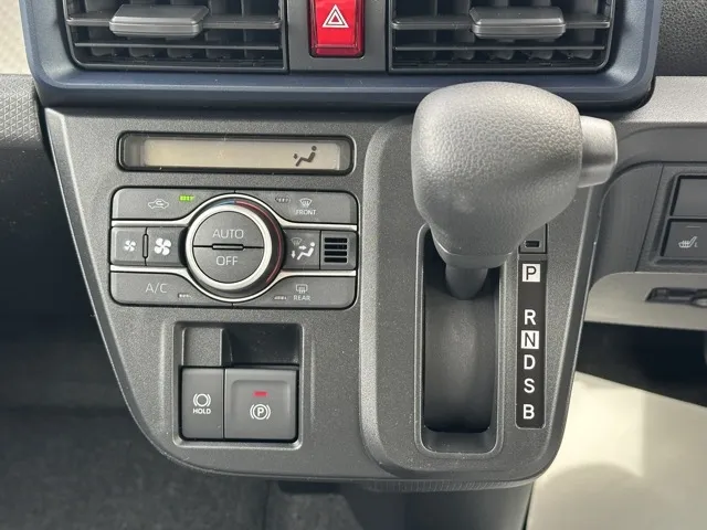 タント(ダイハツ)X届出済未使用車 17