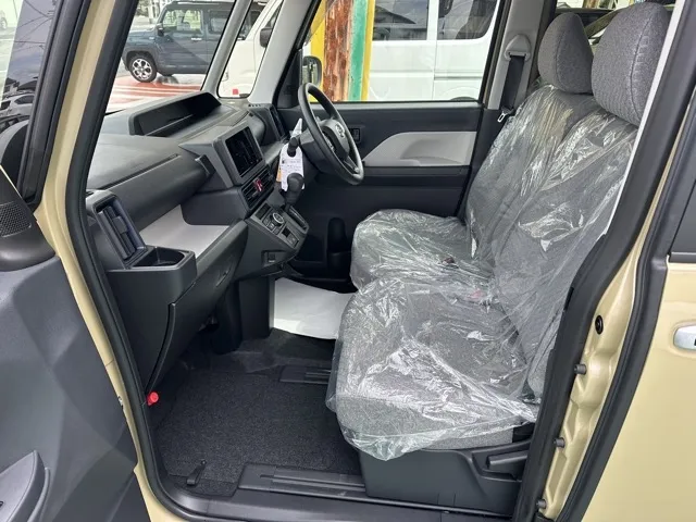 タント(ダイハツ)X届出済未使用車 3